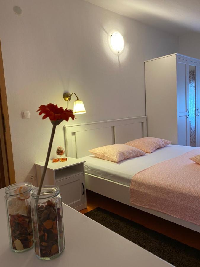 Apartment Lara Rab Town Kültér fotó